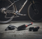 דיל מקומי: מנקים את האופניים כמו מקצוענים! סט 3 מברשות לניקוי אופניים מבית Joes עכשיו רק ב-₪29!!