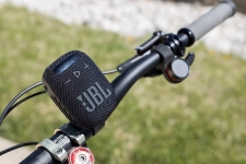 דיל מקומי: רק 279 ש"ח במקום 349 לרמקול Bluetooth אלחוטי JBL Wind 3S – רמקול נייד וייעודי לכידון האופניים – במבצע השקה!!