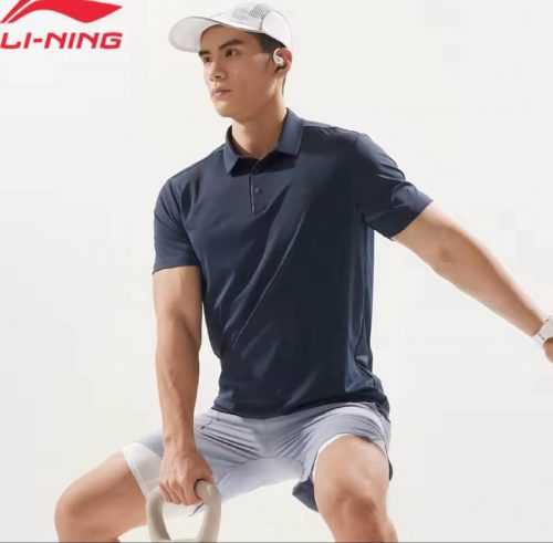 רק 17.7$/56 ש״ח לחולצת האימון Li-Ning AT DRY ULTRA לגברים – נושמת, נוחה ונראית מעולה גם מחוץ לחדר הכושר!!