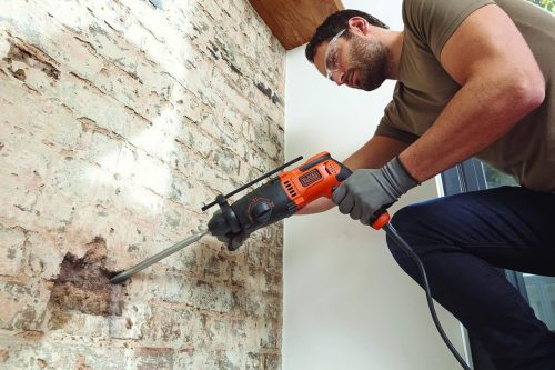 דיל מקומי: פטישון חשמלי + אביזרים ומזוודת נשיאה Black+Decker 650W SDS-Plus BEHS01K-QS ב-₪229 במקום ₪349!!