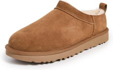 רק 145.9$/466 ש״ח מחיר סופי כולל הכל עד דלת הבית למגפי האג UGG Classic Micro לנשים – פרווה אמיתית, סוליה קלה ועיצוב איקוני ונוח במיוחד!!