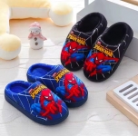 רק 5.6$/19 ש"ח לנעלי הבית לילדים בעיצוב ספיידרמן – חמימות, נוחות וסטייל מושלם לחורף!!