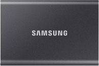 רק 124.6£/535 ש״ח מחיר סופי כולל הכל עד דלת הבית לכונן SSD חיצוני Samsung T7 בנפח 2TB – מהירות קריאה עד 1050MB/s, קומפקטי, עמיד ומגיע עם שני כבלים!! בארץ המחיר 750 ש״ח!!