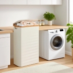 רק 19.9$/64 ש״ח (משלוח חינם בהגעה לסכום כולל של 49$ ומעלה) לסל כביסה עומד efluky בנפח 100 ליטר עם מכסה, ידיות במבוק ושק פנימי נשלף – פתרון יפה ויעיל לסדר בבית!!